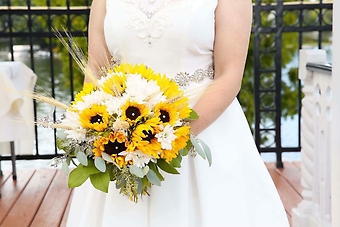 Bridal Bouquet ,Sunflowers,  daisies